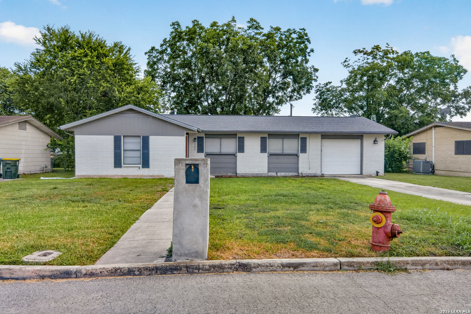 227 Balboa, Universal City, TX 78148 — photo 1