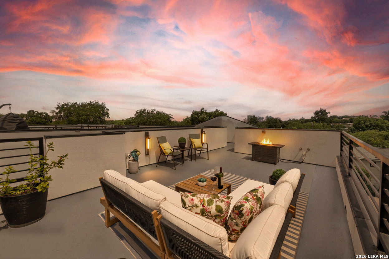 719 Eleanor Ave, San Antonio, TX 78209 — photo 1