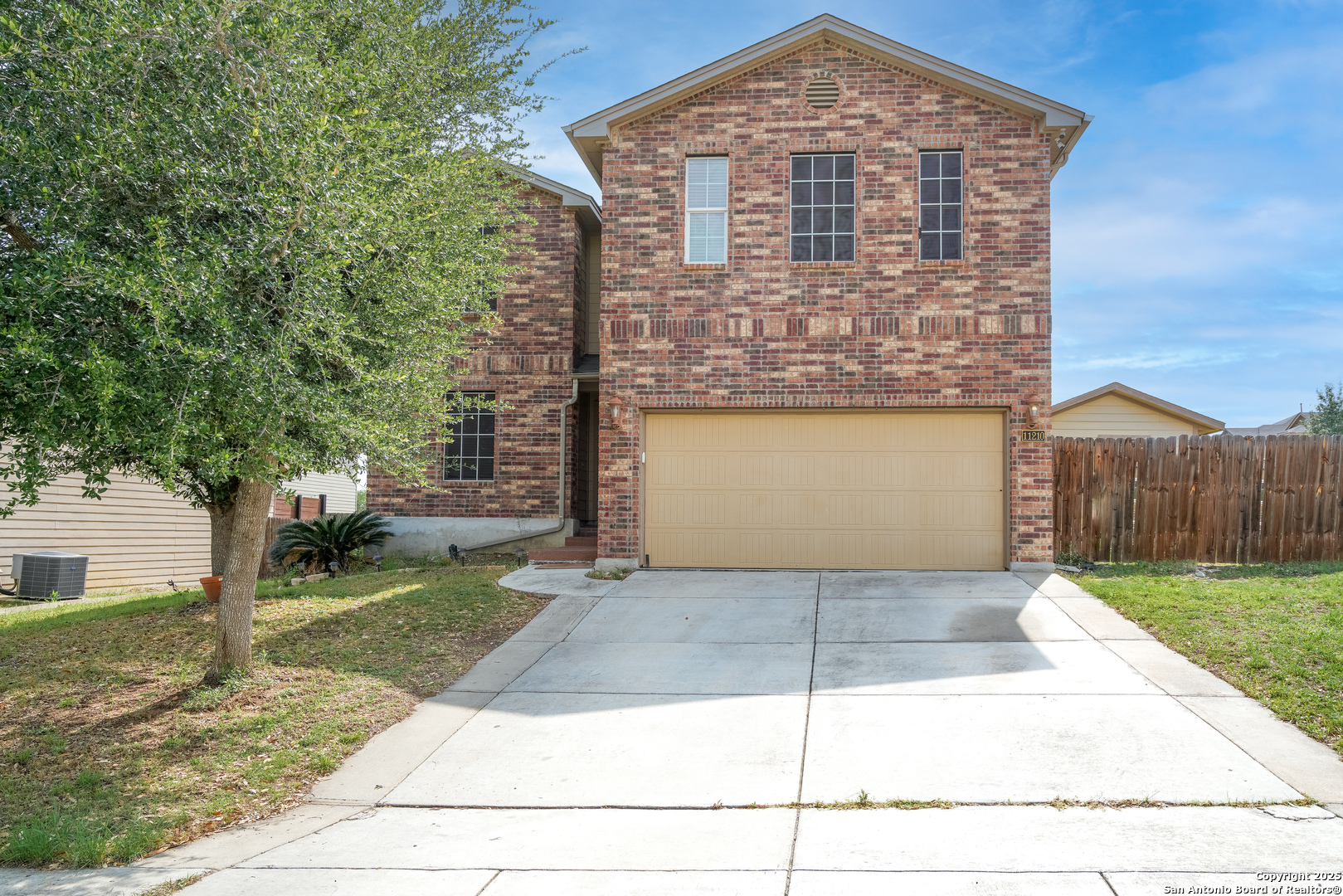 11210 STAR VIS, San Antonio, TX 78221 — photo 1