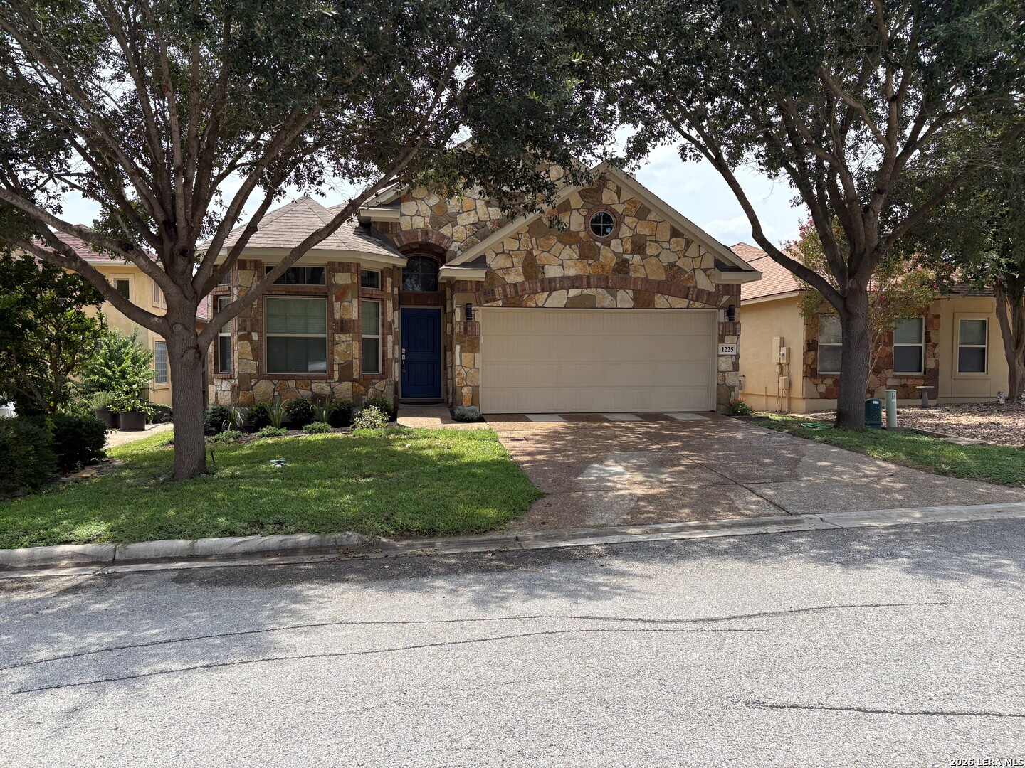 1225 Legacy Dr, New Braunfels, TX 78130 — photo 1