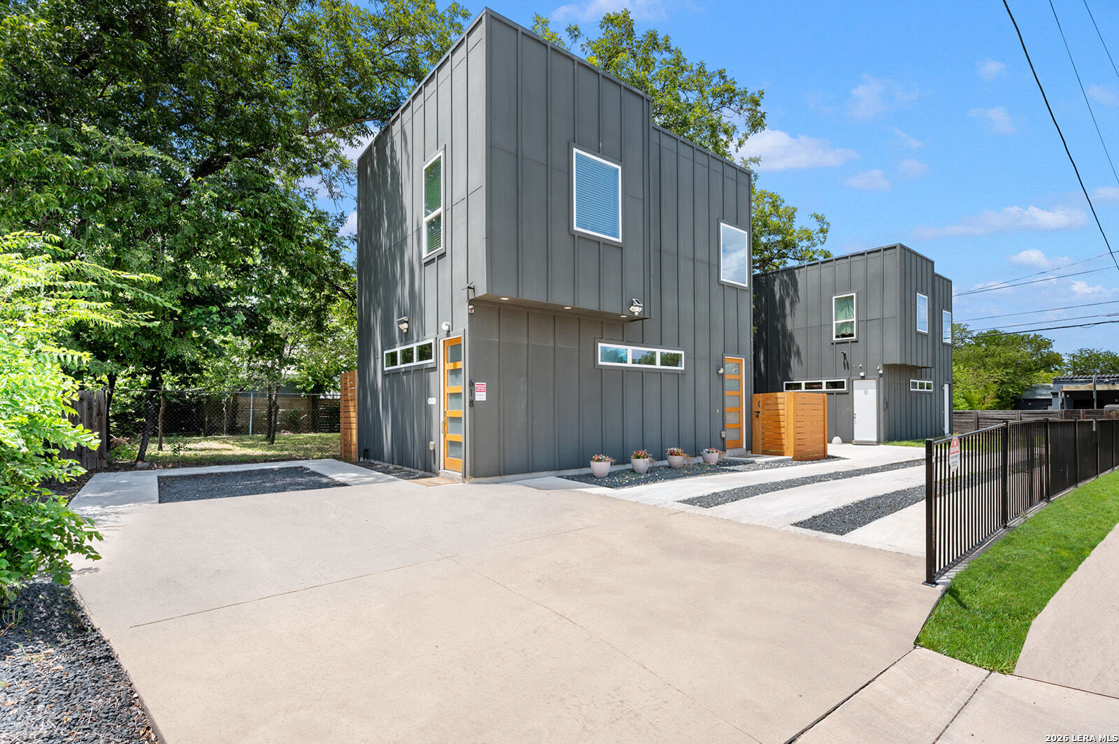 618 N Gevers St., San Antonio, TX 78202 — photo 1