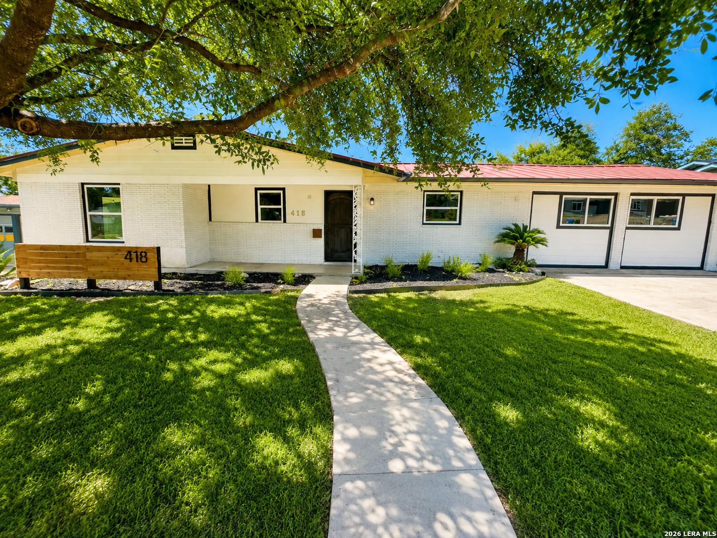 418 REDCLIFF DR, San Antonio, TX 78216 — photo 1