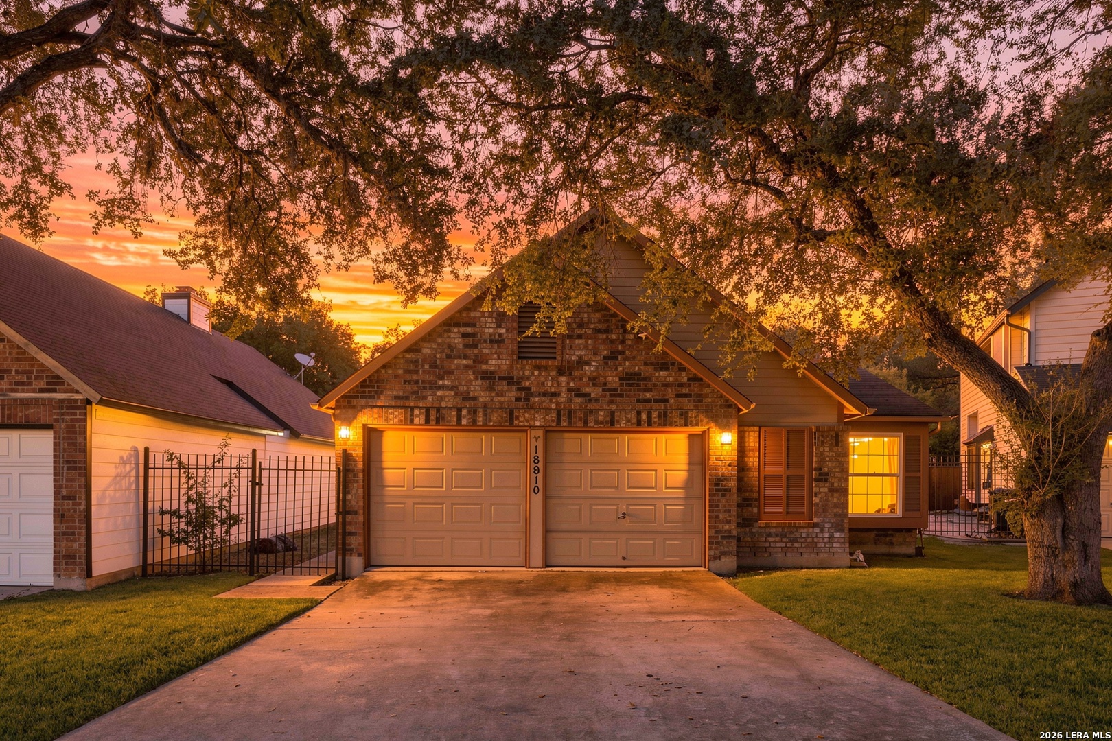 16610 FALLEN TREE DR, San Antonio, TX 78247 — photo 1