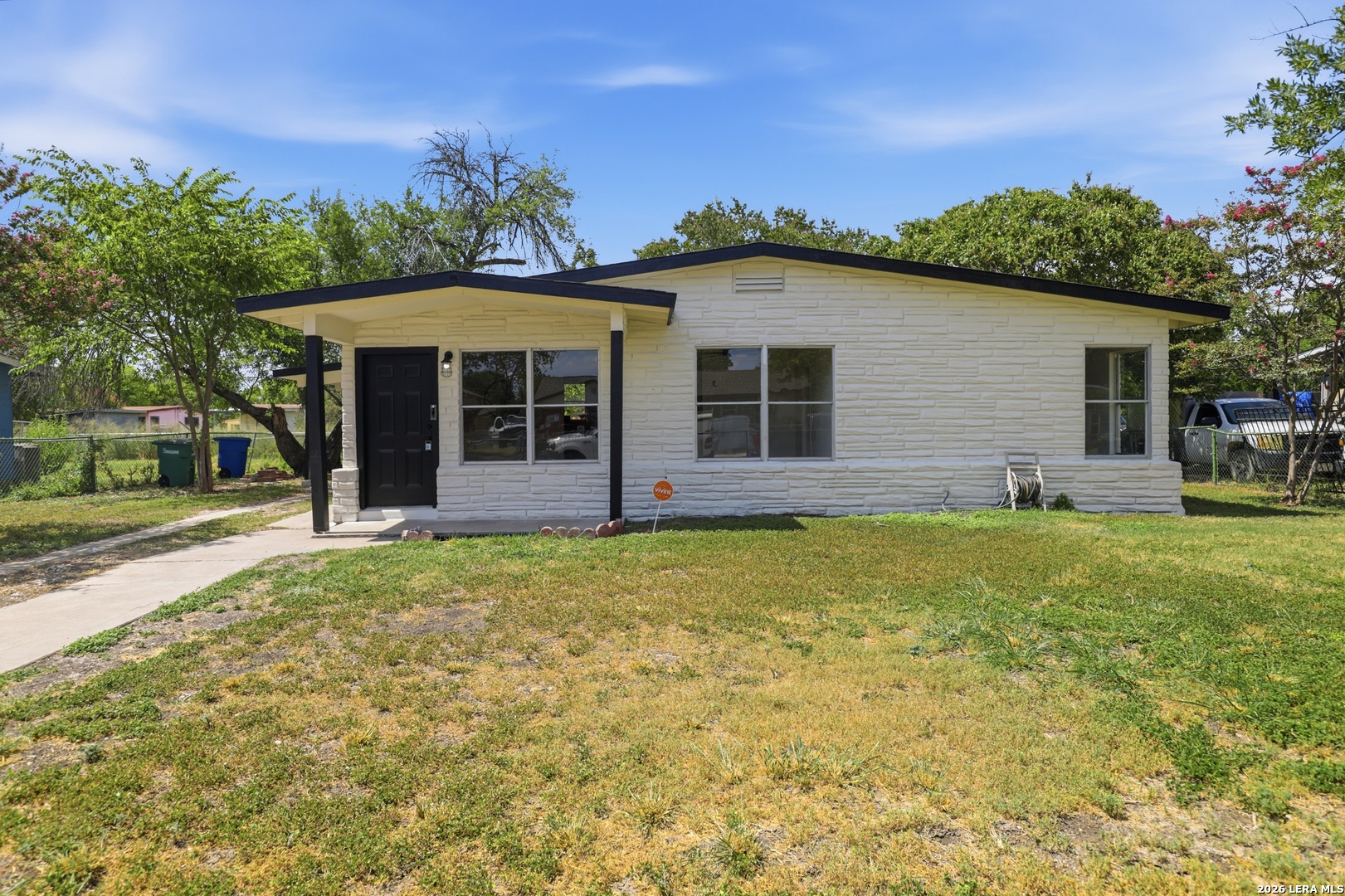 123 CHADWICK DR, San Antonio, TX 78227 — photo 1