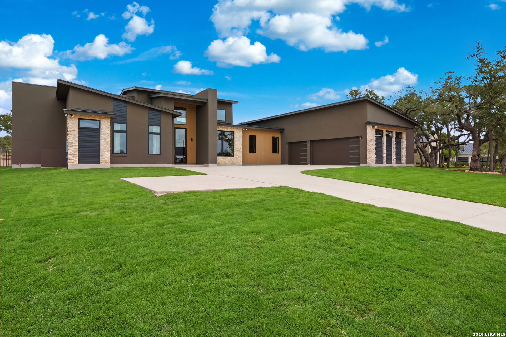 200 Easy Money, Boerne, TX 78006 — photo 1