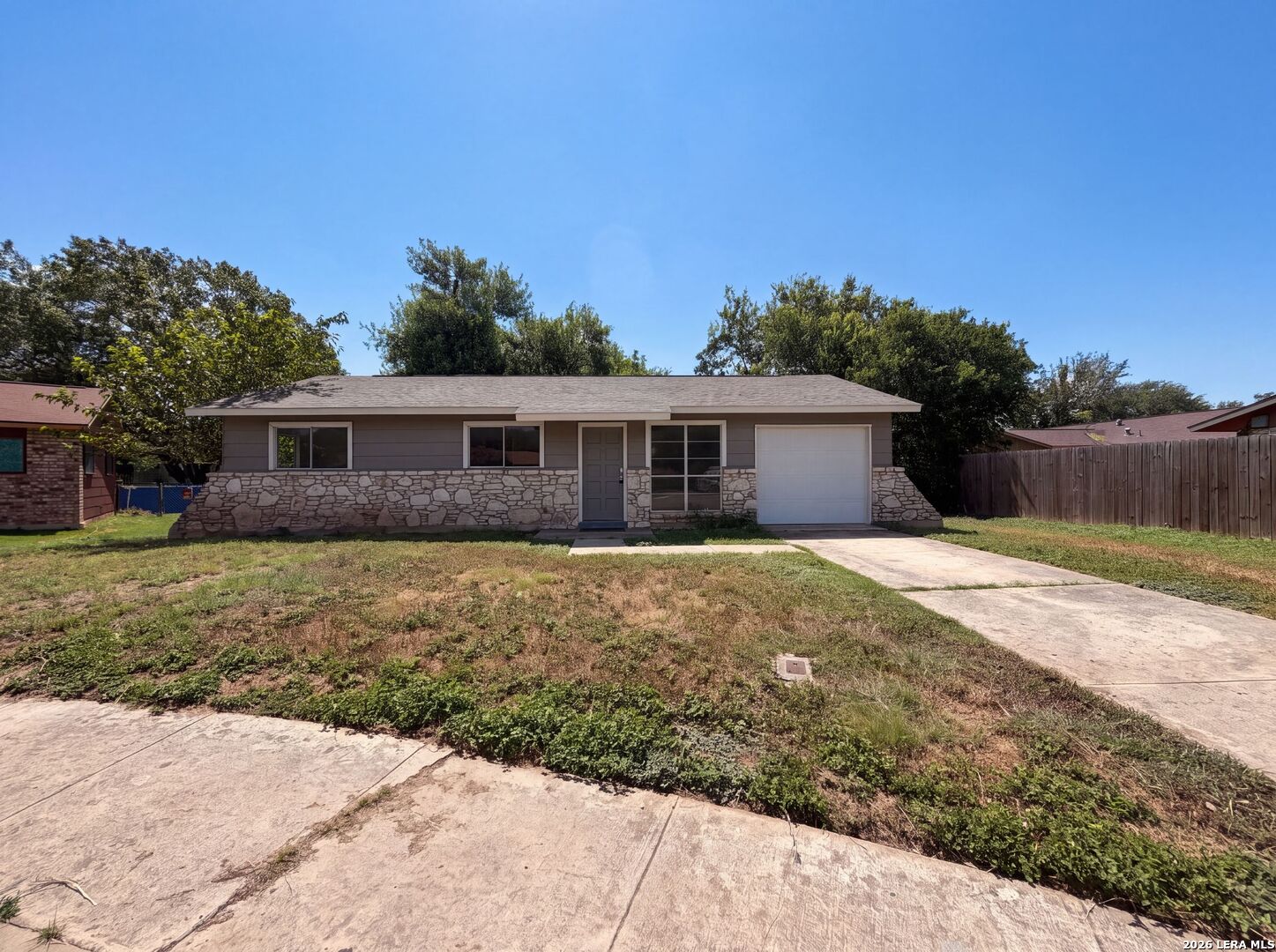 102 DARTMOOR DR, Schertz, TX 78154 — photo 1