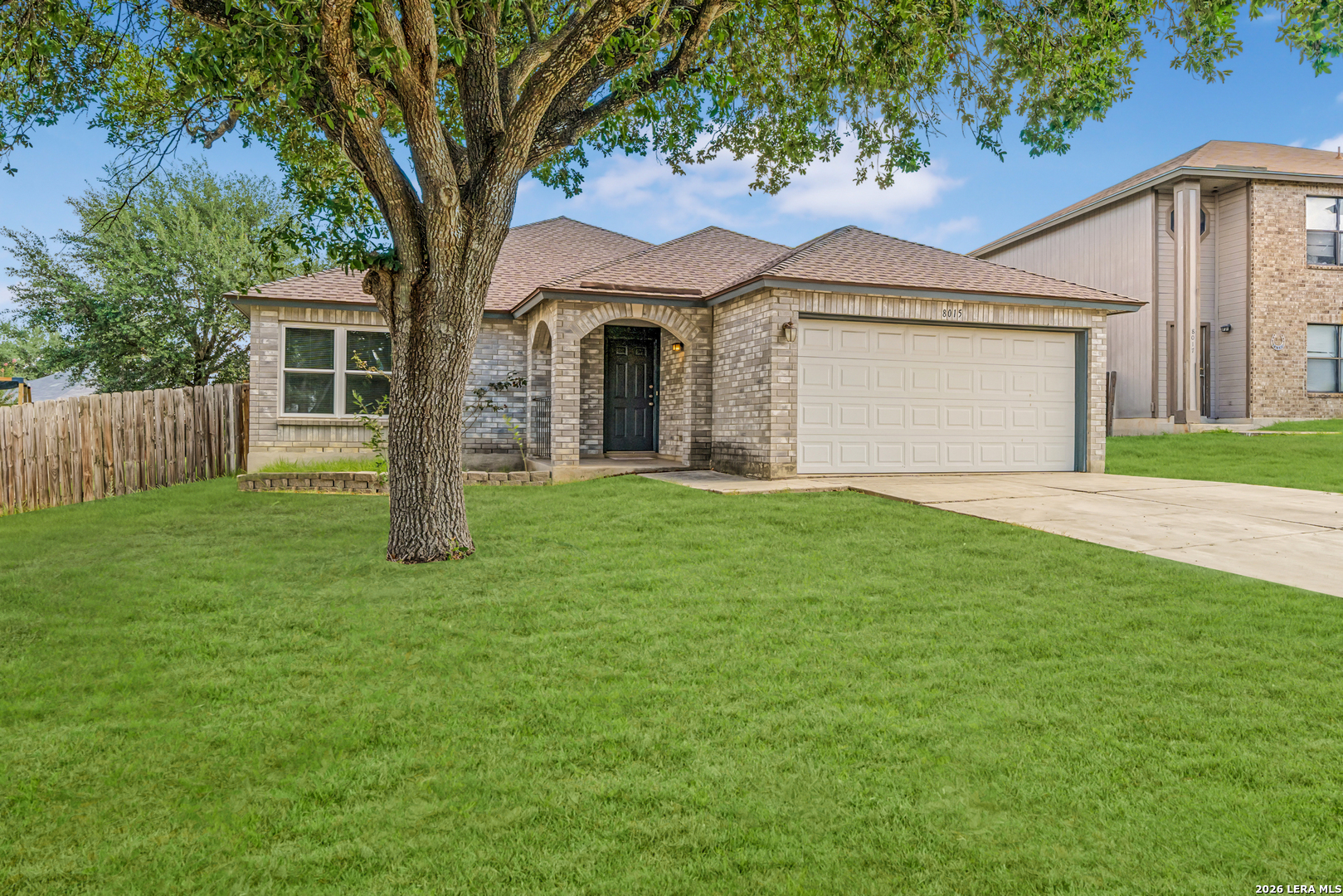 8015 CHESTNUT GATE DR, Converse, TX 78109 — photo 1