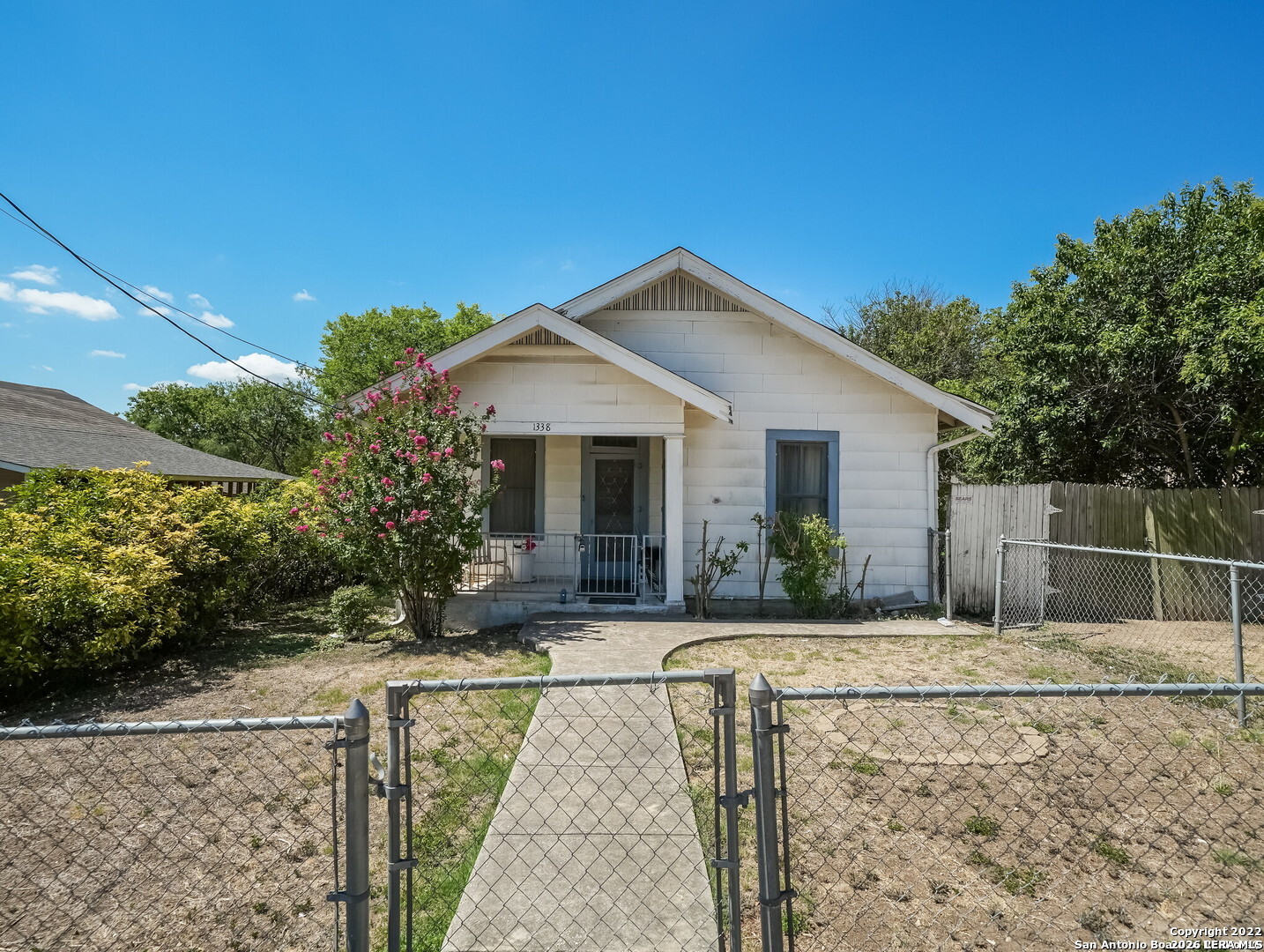 1338 Paso Hondo, San Antonio, TX 78202 — photo 1