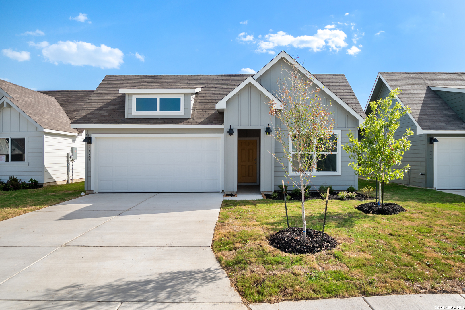 1658 RUBEN DR, New Braunfels, TX 78130 — photo 1