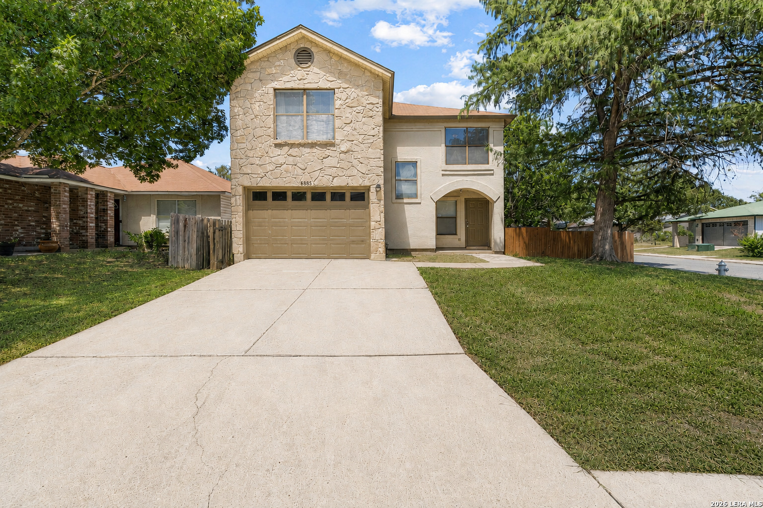 6883 CANARY MEADOW DR, Converse, TX 78109 — photo 1