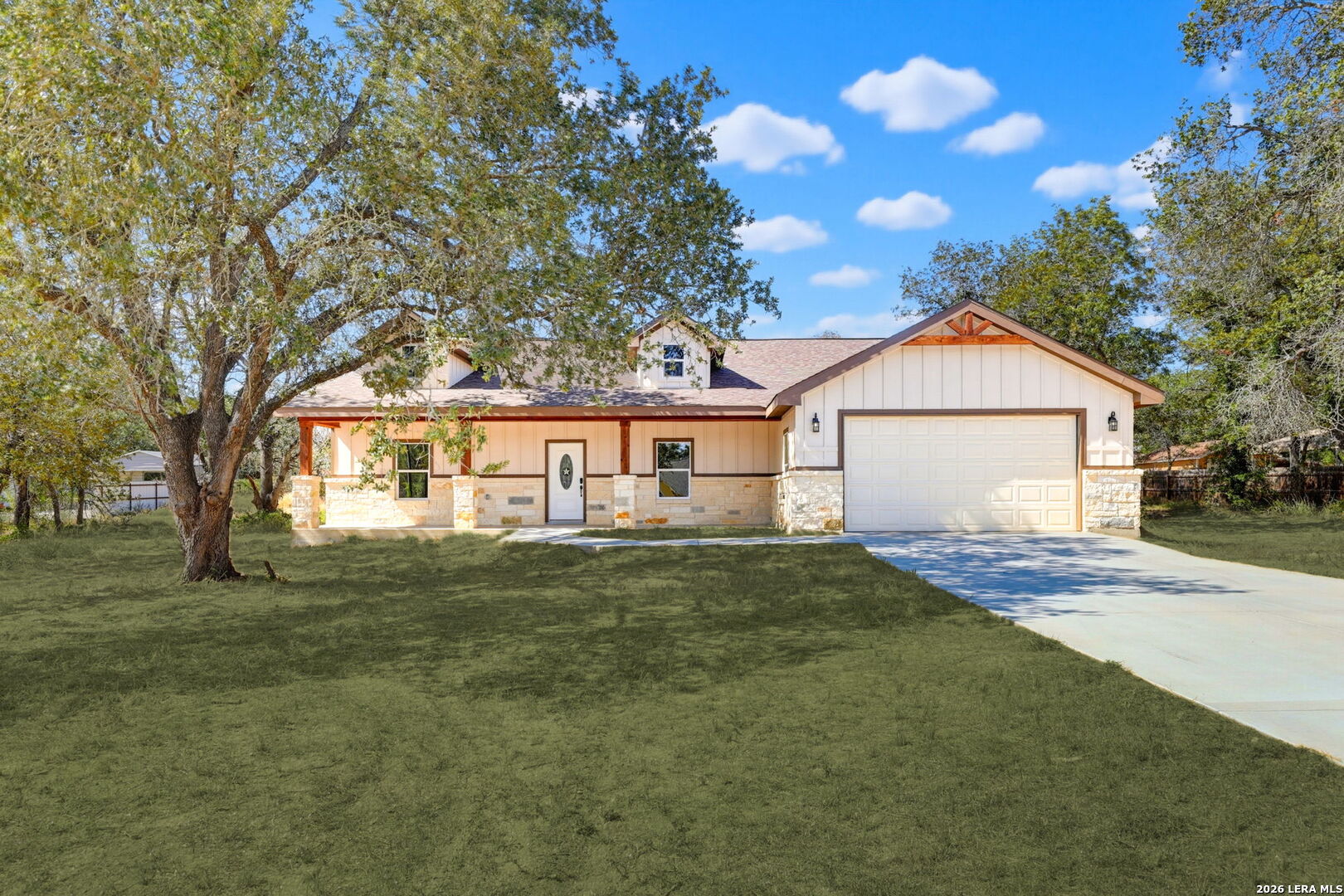 48 Grey Fox, Poteet, TX 78065 — photo 1