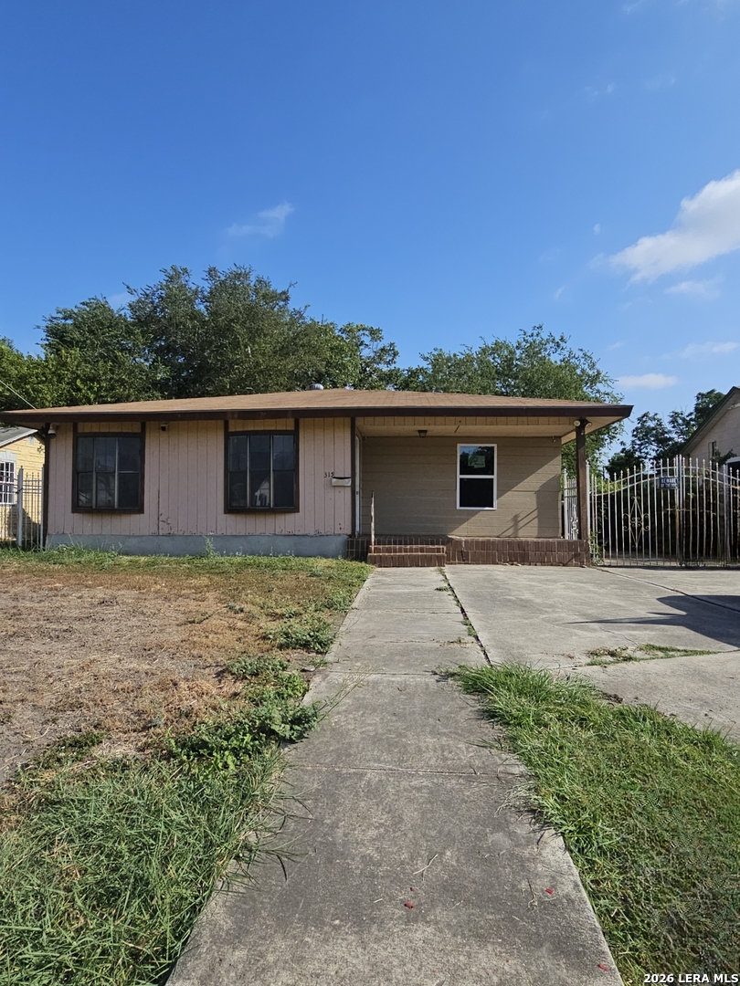 315 W SOUTHCROSS BLVD, San Antonio, TX 78221 — photo 1