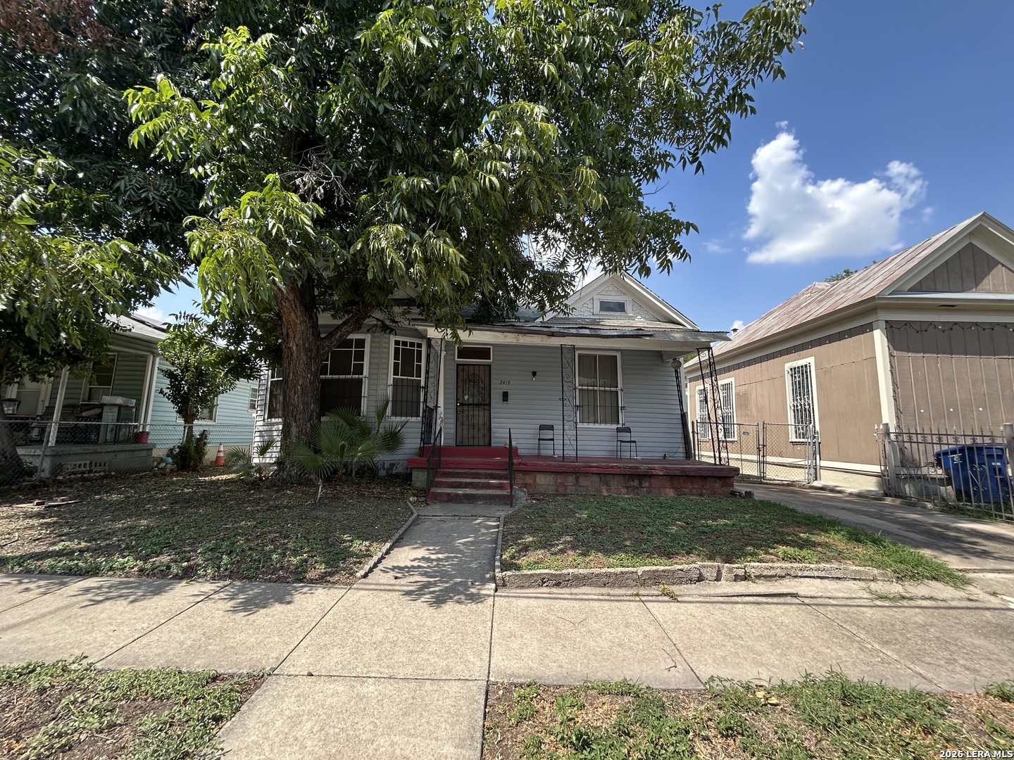 2419 W HOUSTON ST, San Antonio, TX 78207 — photo 1