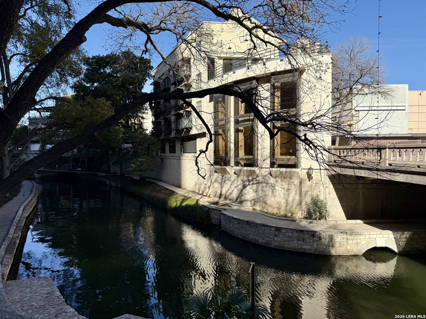 1020 Navarro, San Antonio, TX 78205 — photo 1