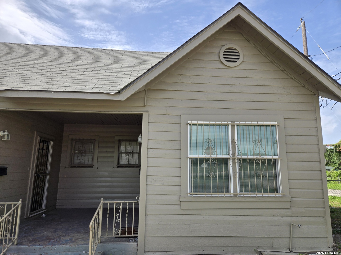 2236 N Interstate 35, San Antonio, TX 78208 — photo 1