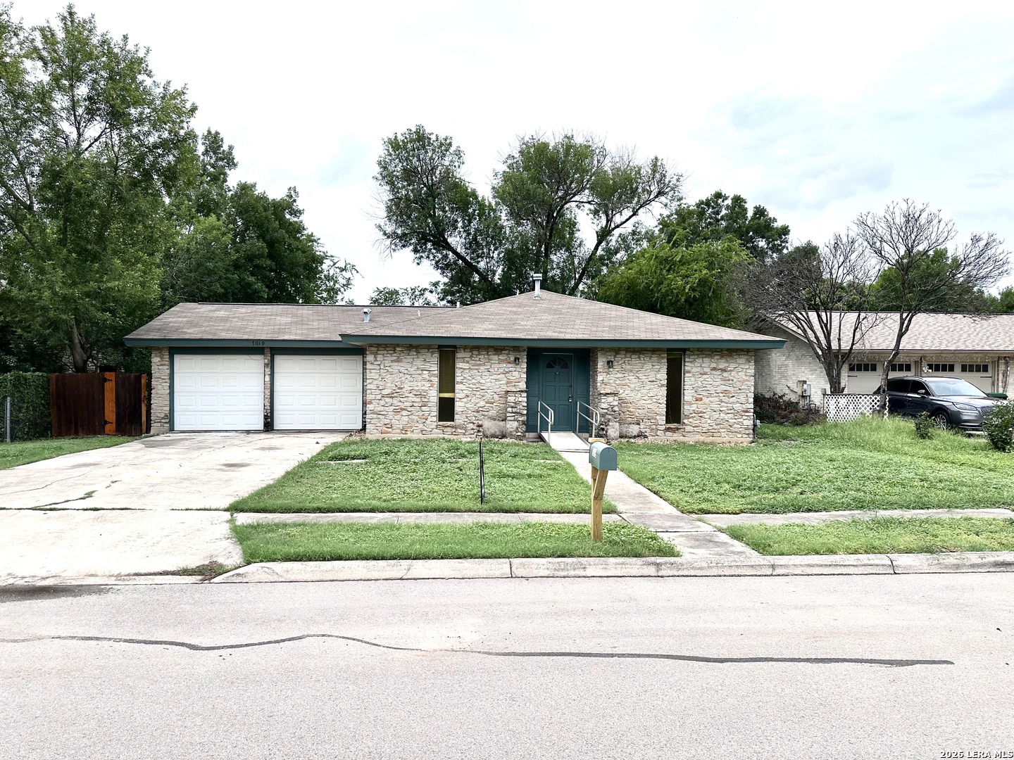7019 FOREST MOSS ST, San Antonio, TX 78240 — photo 1