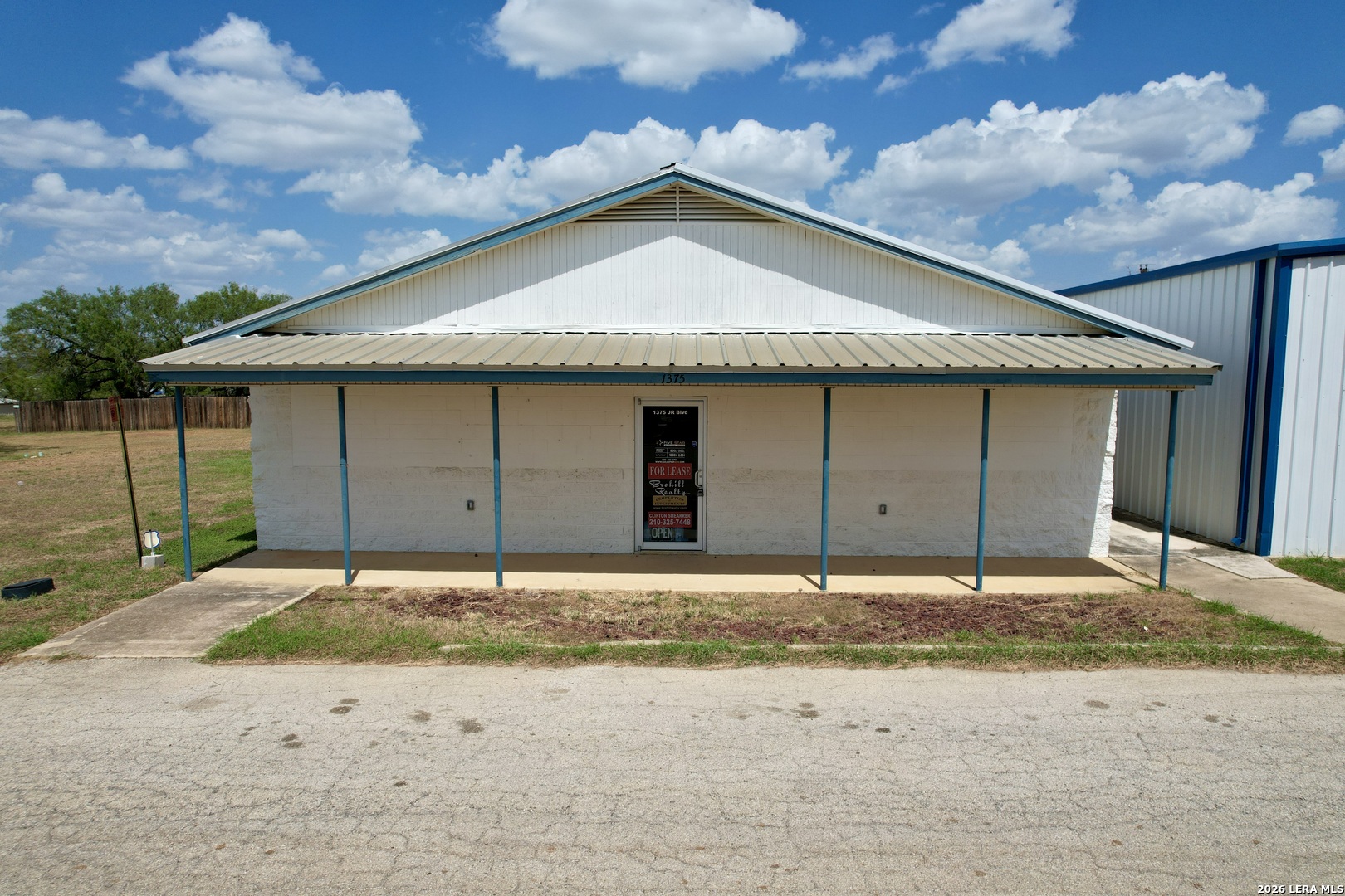 1375 JR BLVD