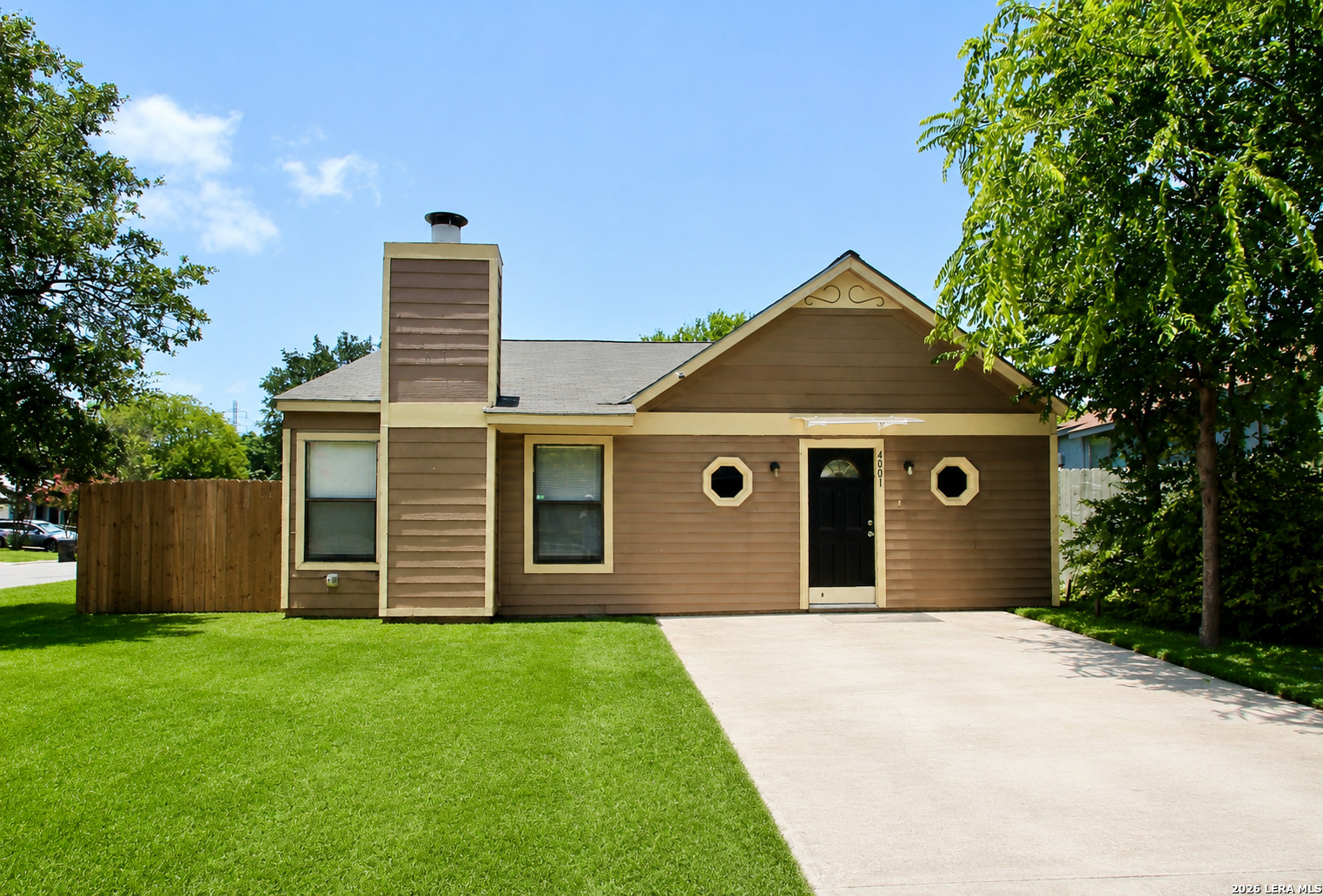 4001 COLONIAL SUN DR, San Antonio, TX 78244 — photo 1