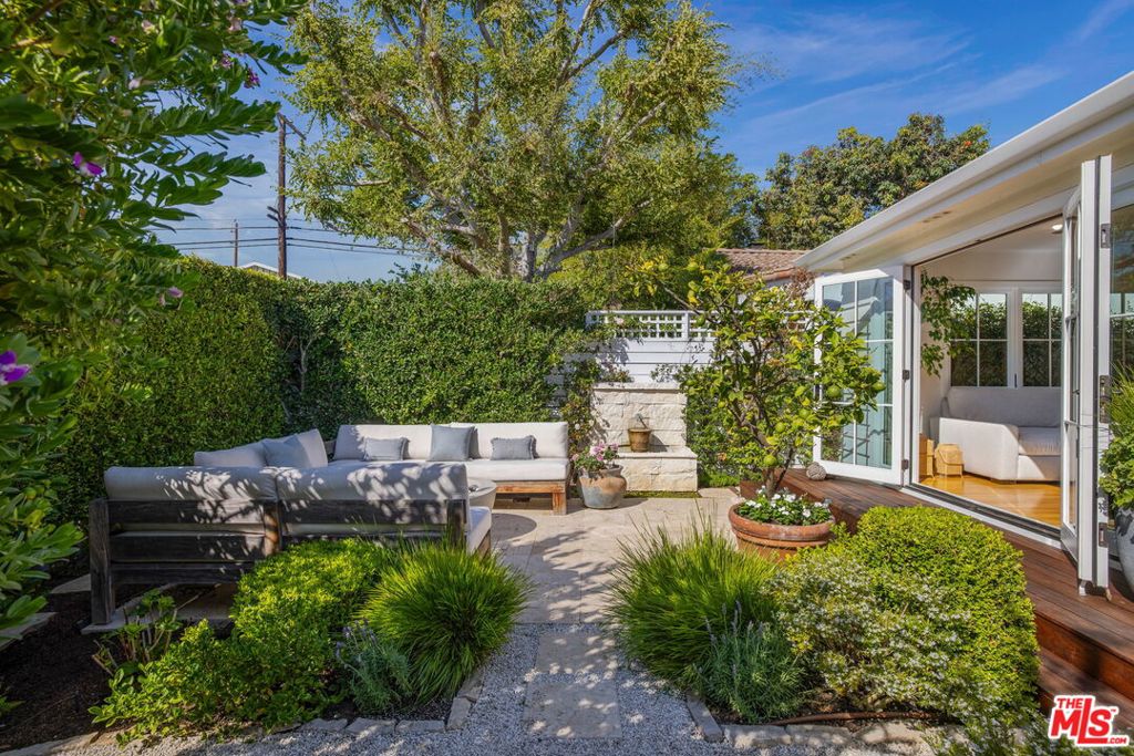 856 Marco Place, Los Angeles, CA 90291 — photo 1