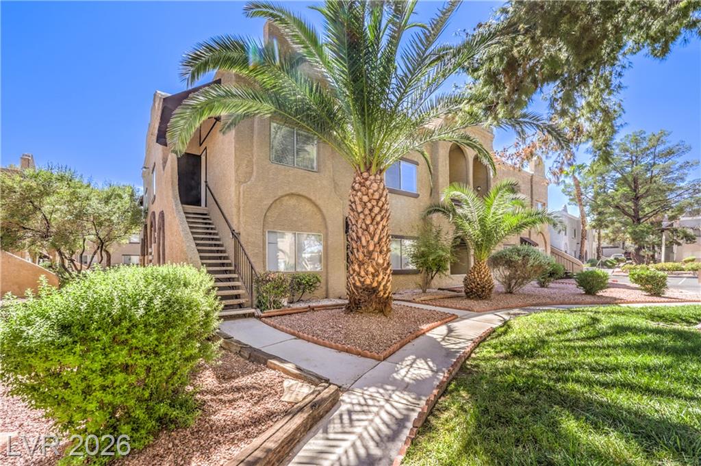 5181 Pioneer Avenue 202, Las Vegas, NV 89146 — photo 1