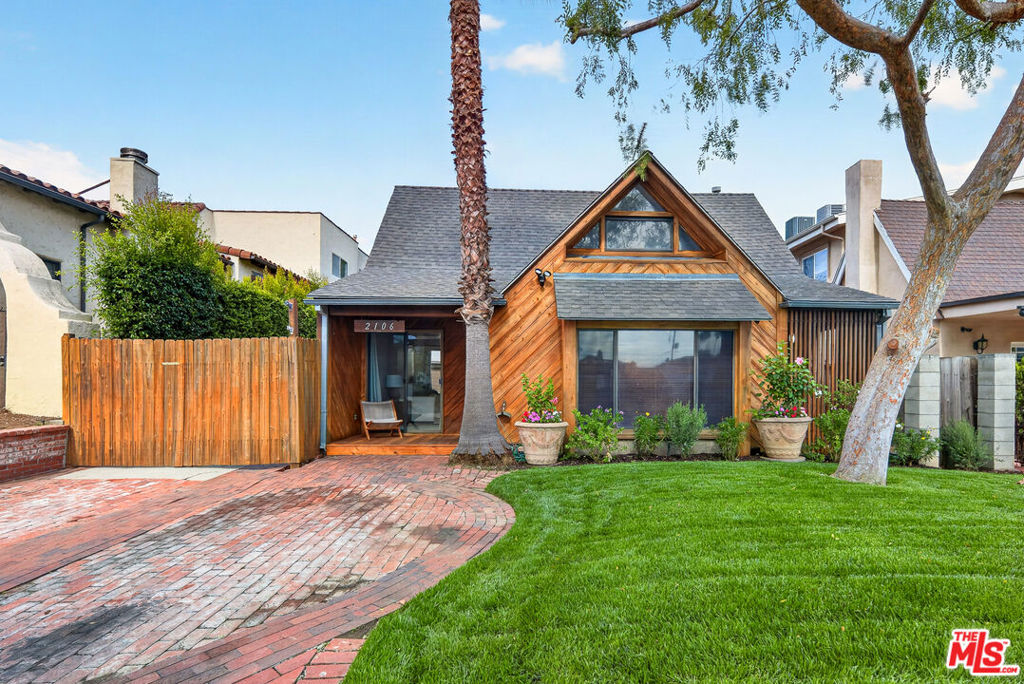 2106 Prosser Avenue, Los Angeles, CA 90025 — photo 1