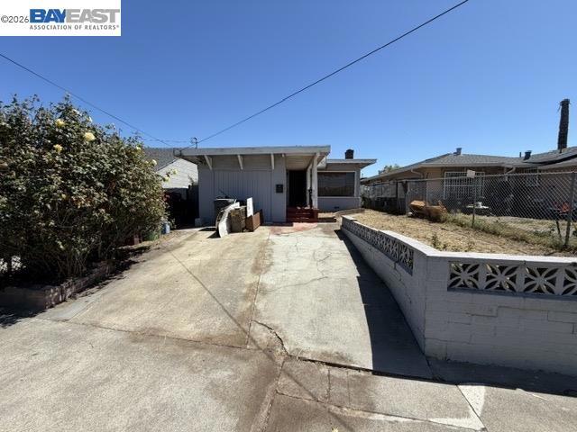 1824 99Th Ave, Oakland, CA 94603 — photo 1