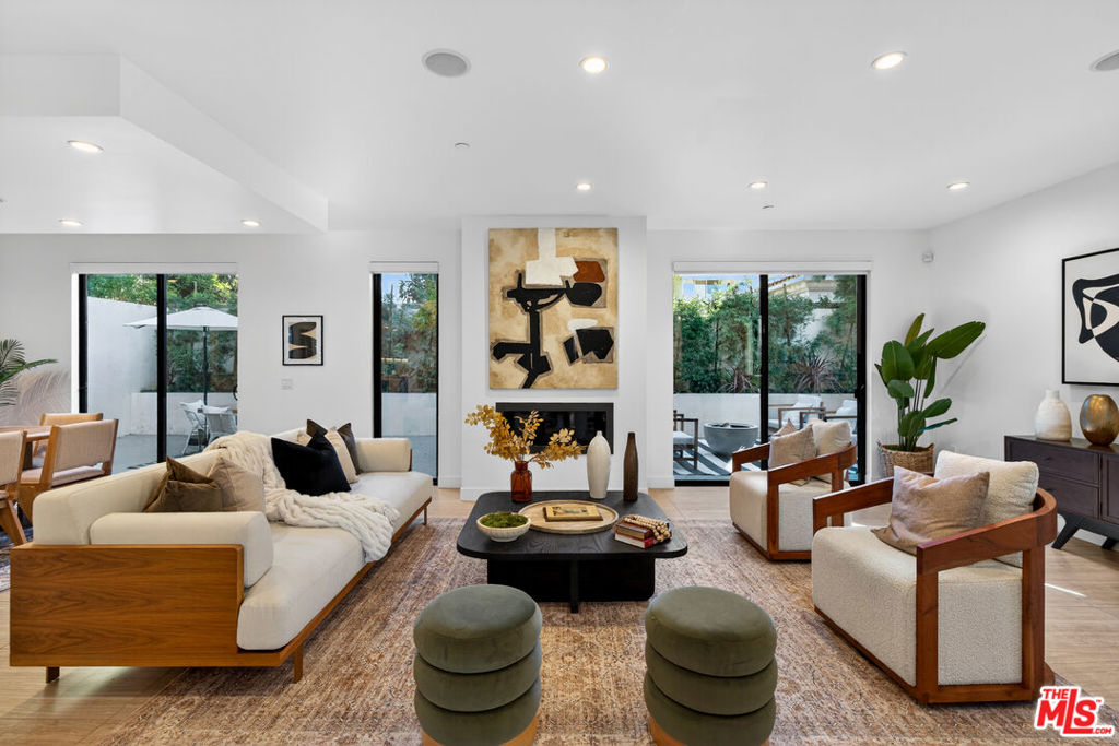 2118 Federal Avenue, Los Angeles, CA 90025 — photo 1