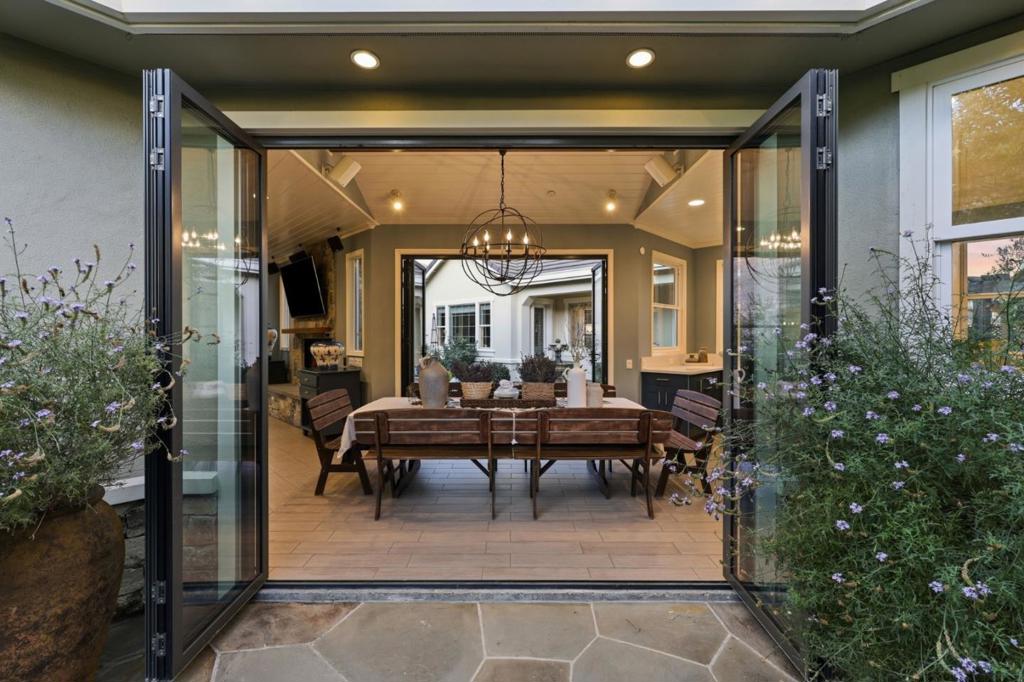 10115 Ridgeline Court, Dublin, CA 94568 — photo 1