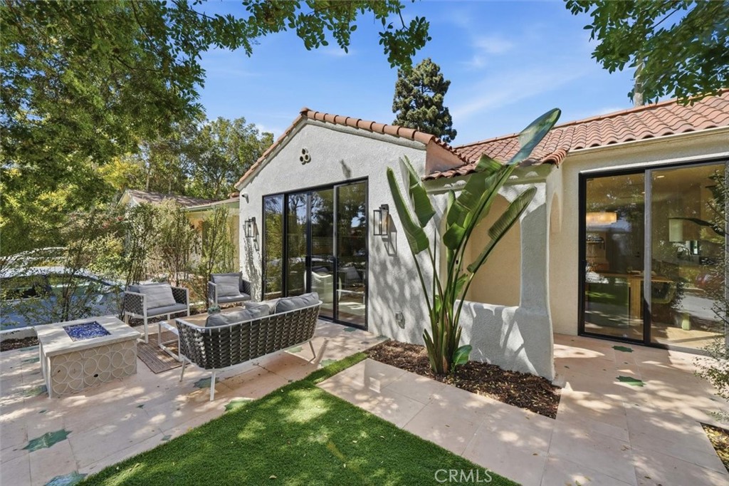 9127 Hargis, Los Angeles, CA 90034 — photo 1