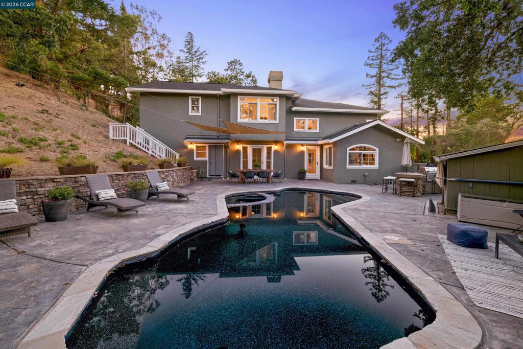 101 La Bolsa Rd