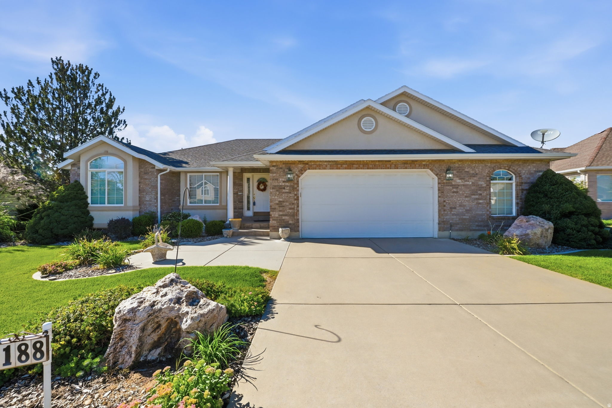 4188 S 2400 W, Roy, UT 84067 — photo 1