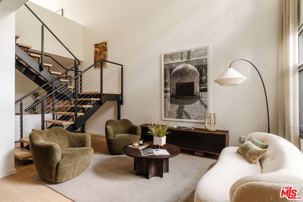 4111 W Sunset Boulevard 111, Los Angeles, CA 90029 — photo 1