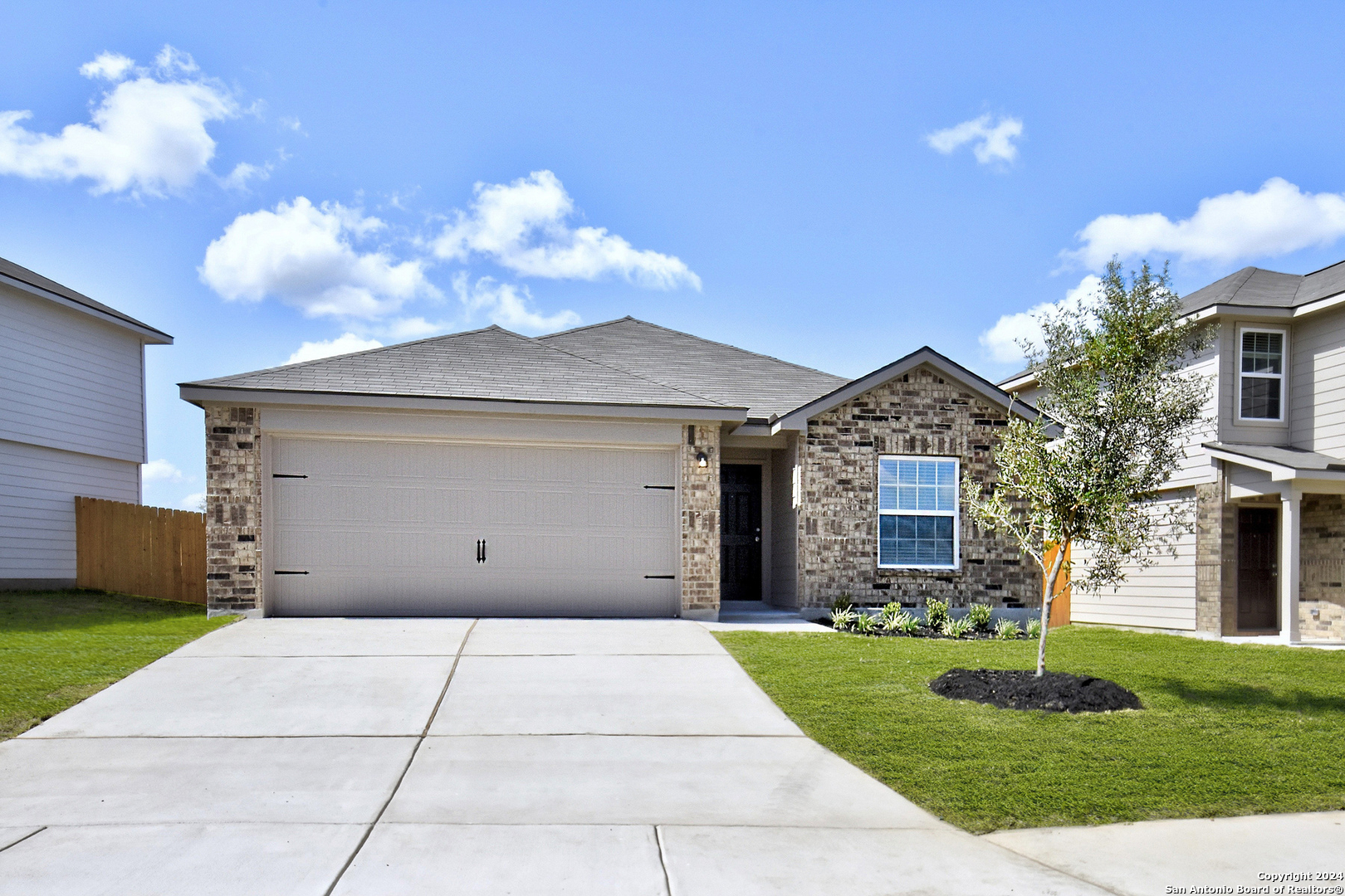 15123 Telfaire Meadow, Von Ormy, TX 78073 — photo 1