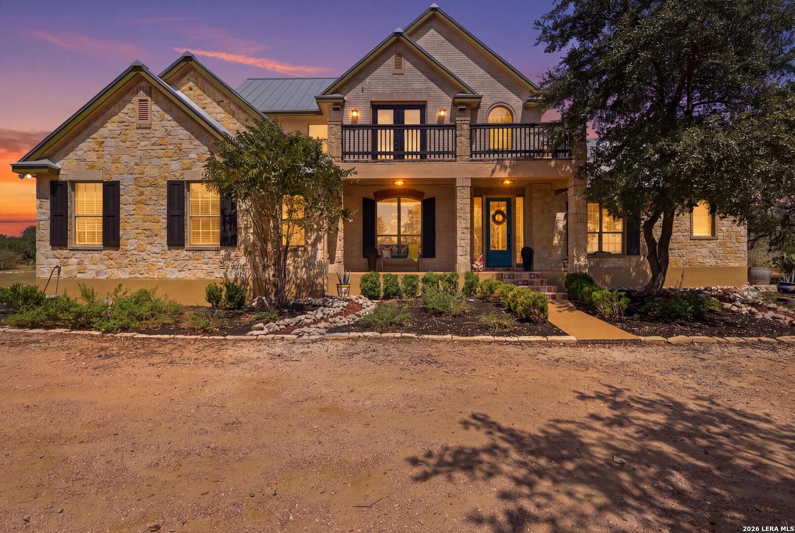 172 RIVER CHASE DR, New Braunfels, TX 78132 — photo 1