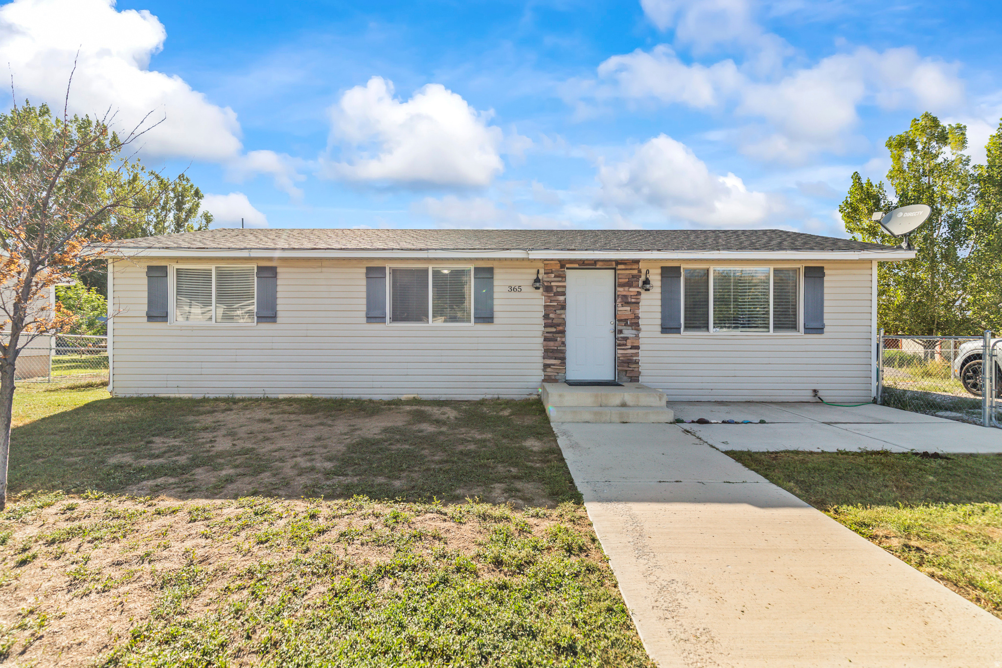 365 N VALLEY DR