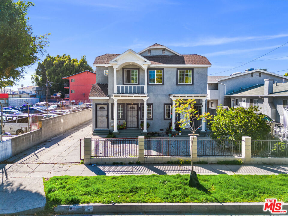 1117 N Alexandria Avenue, Los Angeles, CA 90029 — photo 1