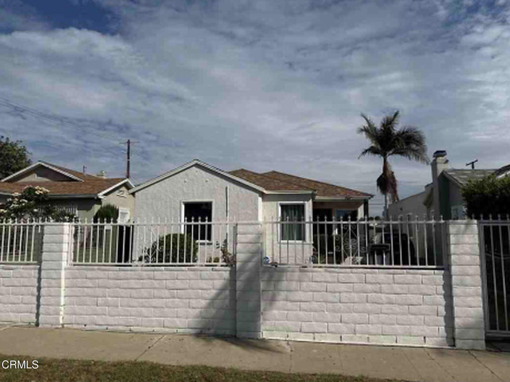 2055 W 80th Street, Los Angeles, CA 90047 — photo 1