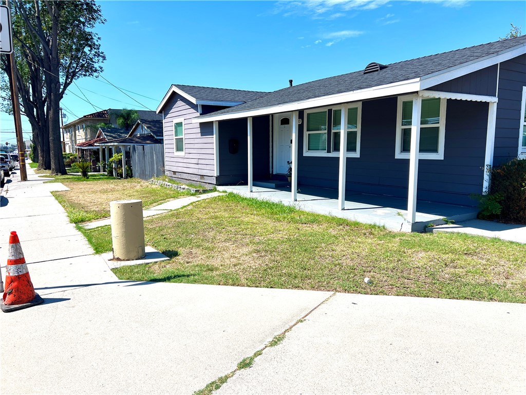 8603 Greenleaf