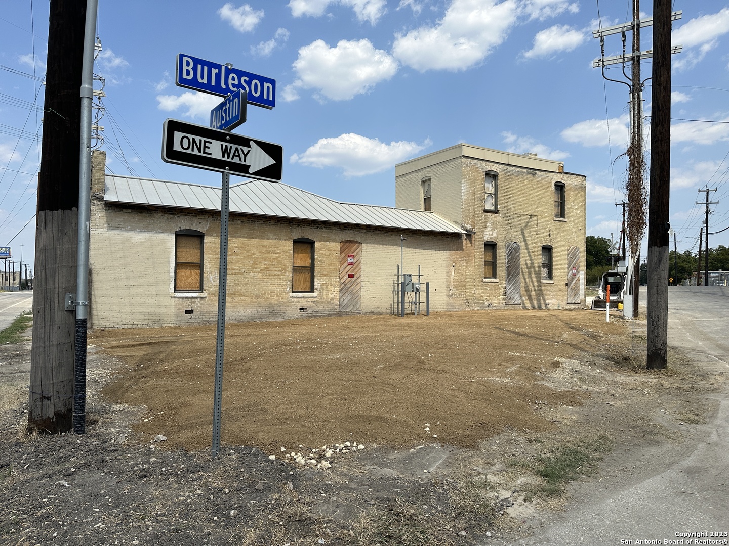500 AUSTIN ST, San Antonio, TX 78215 — photo 1