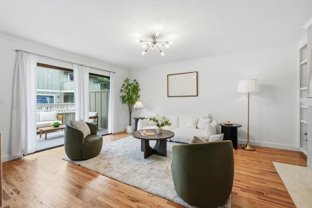 537 E Mc Kinley Avenue B, Sunnyvale, CA 94086 — photo 1