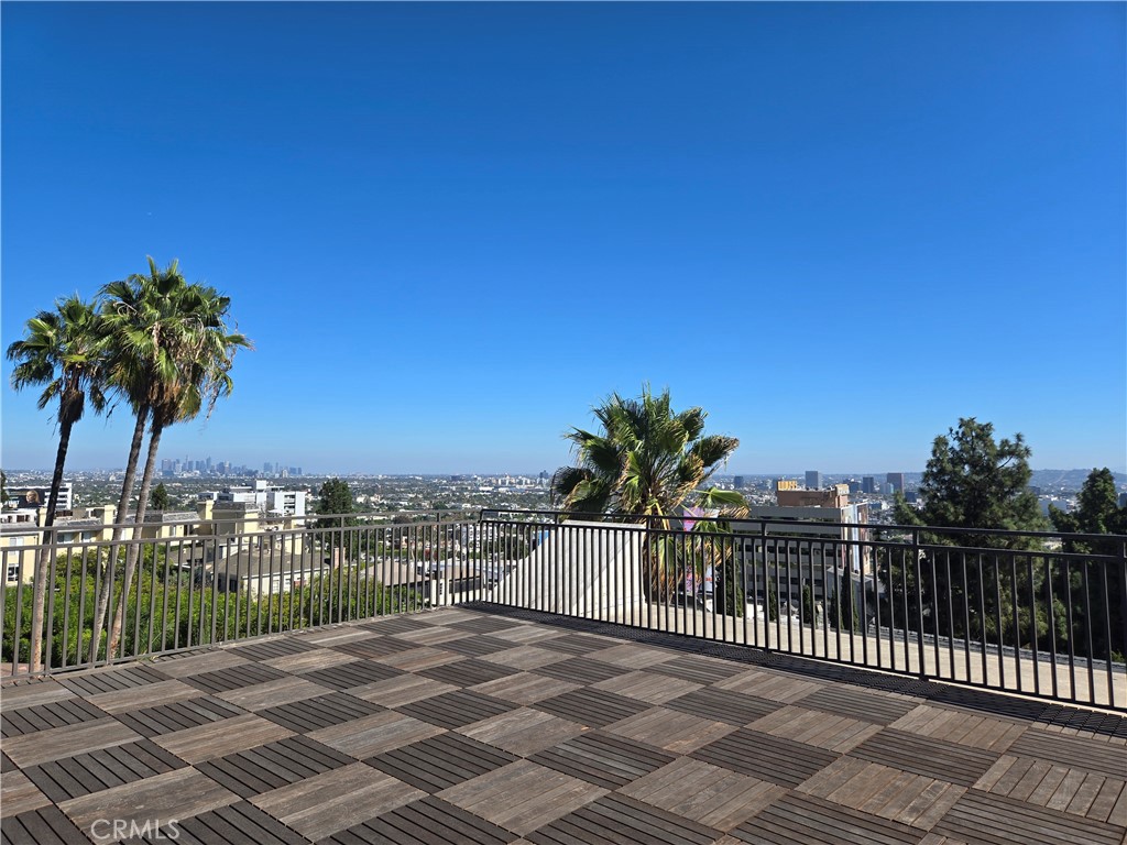 1230 Horn 408, West Hollywood, CA 90069 — photo 1