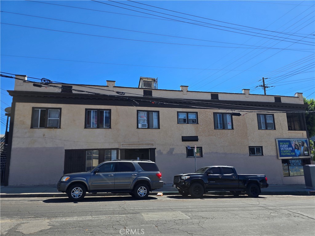 3304 Pepper Avenue, Los Angeles, CA 90065 — photo 1