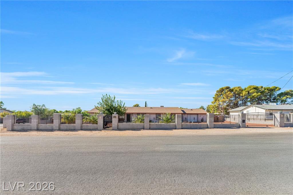 9015 West Hammer Lane, Las Vegas, NV 89149 — photo 1