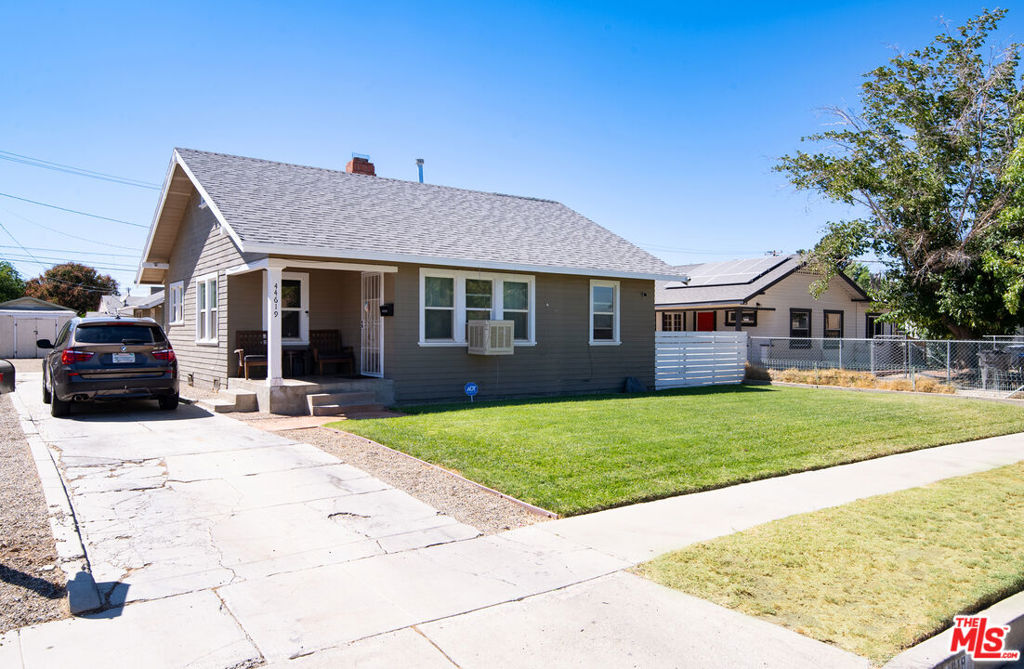 44619 Beech Avenue, Lancaster, CA 93534 — photo 1