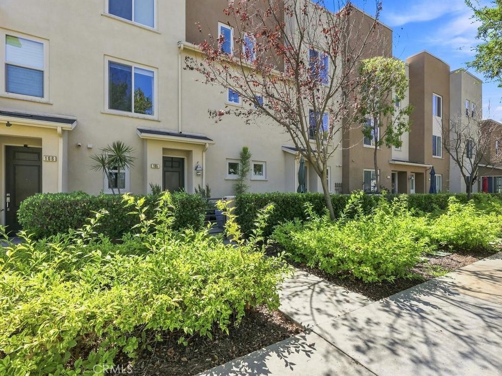 5440 Pacific Terrace 105, Hawthorne, CA 90250 — photo 1