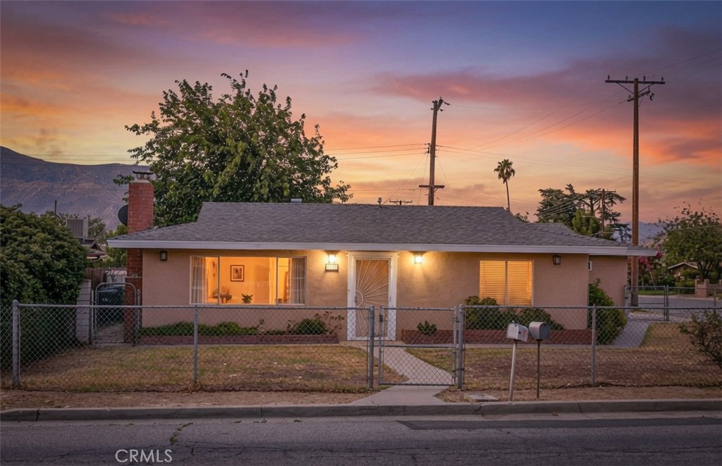 2174 W Lincoln, Banning, CA 92220 — photo 1
