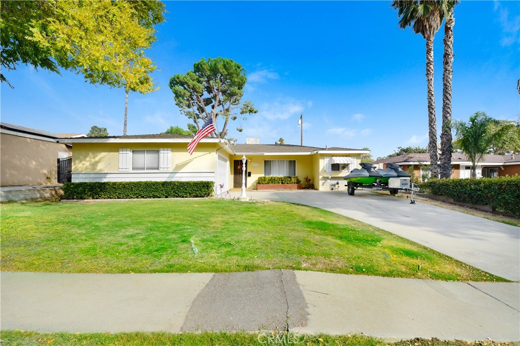 4995 N E, San Bernardino, CA 92407 — photo 1