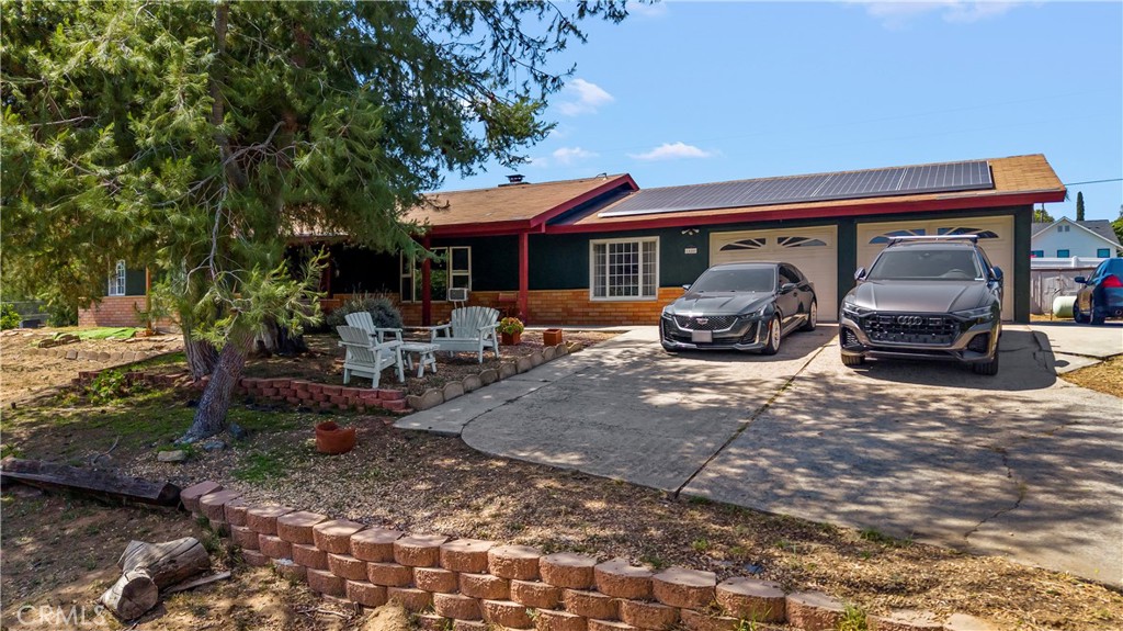 1644 Cuatro Lane