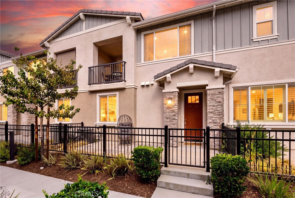 16570 Wyndham Lane #10, Fontana, CA 92336 — photo 1