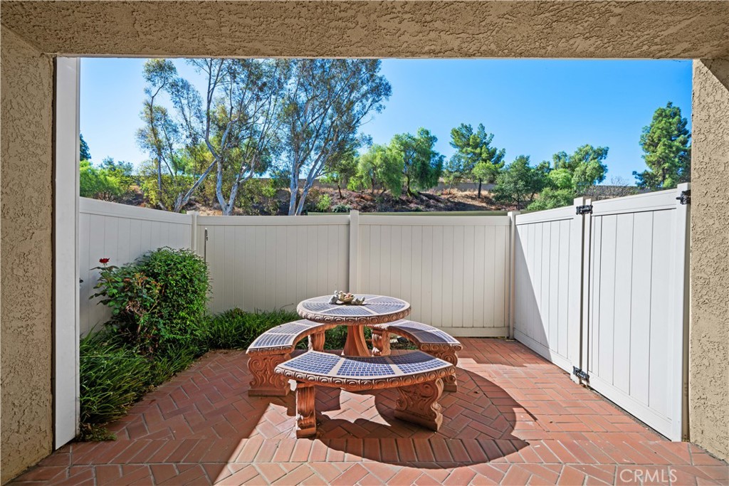 23 Country Mile Road, Pomona, CA 91766 — photo 1